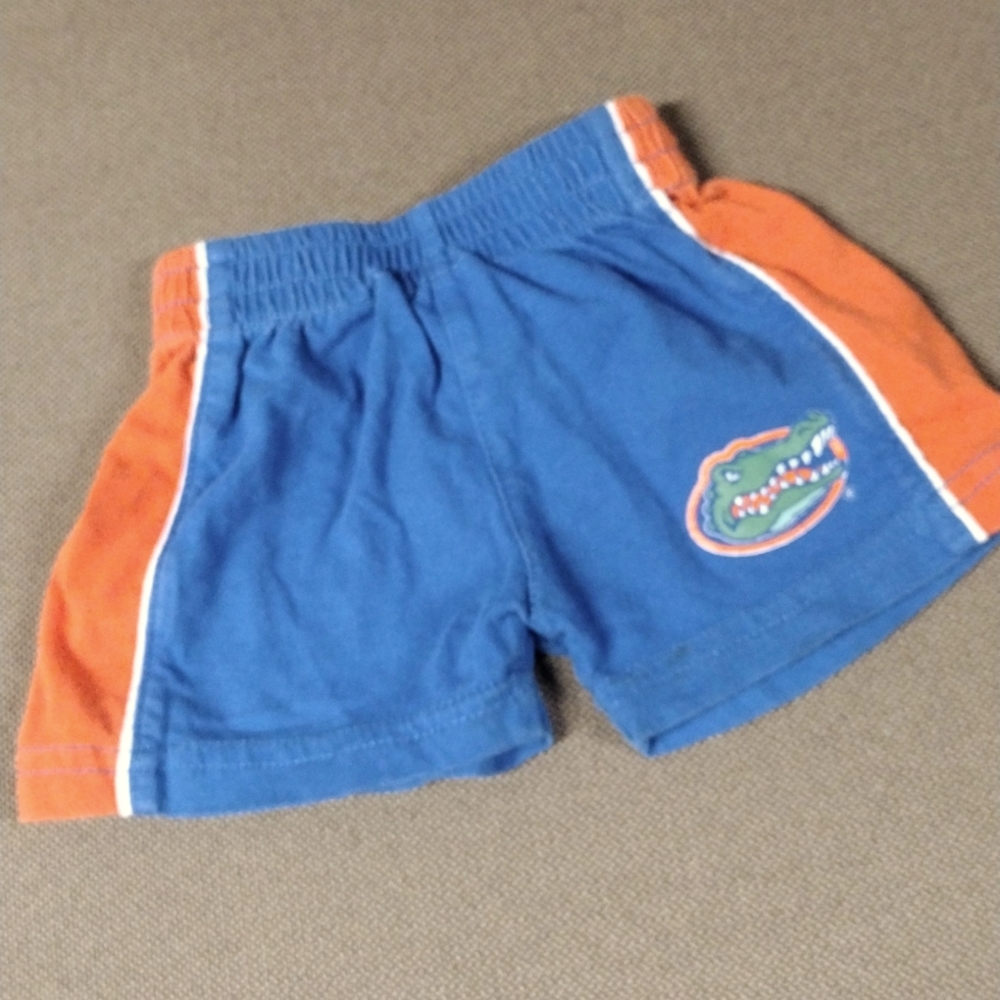 A NCAA Florida Gators shorts 0-3M